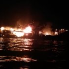 En la madrugada del viernes 13 de agosto de 2021 se quemó el barco Niña Amylu