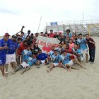 El equipo de Playas celebró a lo grande el título de campeón en Manta.