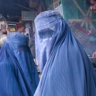 Vestimenta de mujeres en Afganistán