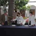 Anuncio. La ministra de Gobierno, Alexandra Vela, el director del SNAI, Fausto Cobo, y Bernarda Ordóñez.