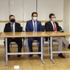 Diligencia. Stalin Raza junto con su defendido Freddy Carrión, este martes en la audiencia en la Corte.