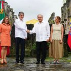 "México y Ecuador tienen una relación fraterna, que se ha cimentado a través del diálogo" expuso el presidente ecuatoriano en su cuenta de Twitter.