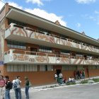 Foto de Archivo de uno de los edificios de aulas de la Universidad Técnica Particular de Loja, una de las ocho universidades cofinanciadas.