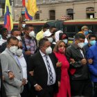 Periodo. Raúl Delgado (centro) es el presidente saliente de la AME. Encabezó las últimas movilizaciones.