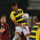 Ni Piero Hincapié (c) ni Robert Arboleda (d) podrán estar en el duelo contra Paraguay.