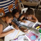 Cientos de estudiantes estudian desde casa desde hace más de 18 meses.