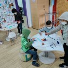 Durante tres semanas, un grupo de niños de Solca aprendió a dibujar y a pintar.