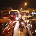 1. Lineas. Son alrededor de una decena de líneas de buses urbanos que transitan por este tramo de la avenida Rodolfo Baquerizo Nazur, en La Alborada.