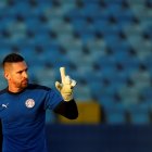 En la imagen, el arquero de Paraguay, Antony Silva.