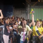 Narcisa España, madre de Kiara Rodríguez, celebró la victoria de su hija.