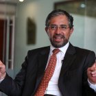 El ministro ecuatoriano de Exteriores, Mauricio Montalvo, durante una entrevista con Efe, ayer en Quito