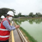 Laguna rehabilitada. Esta es la estructura de la planta de Guayacanes que no está en funcionamiento, debido a que Interagua está aumentando su capacidad y colocando aireadores que mejoren la oxigenación de las aguas.