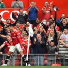 Cristiano Ronaldo marcó doblete en su debut con el Manchester United.