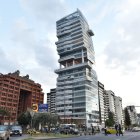 Altura. Los edificios de gran tamaño se sitúan alrededor de las avenidas grandes, como la Naciones Unidas.
