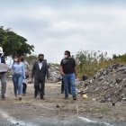 Recorrido. Directivos de la Universidad y el Cabildo supervisan la zona.