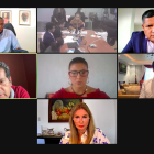 La mesa legislativa sesión de manera virtual.