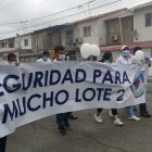 Los residentes de Mucho Lote 2 quieren que la paz y tranquilidad llegue a su sector.