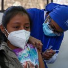 La cifra de fallecidos se reparte entre los 23.114 decesos confirmados por la covid-19 (6 más que la víspera) y los 9.547 probables por la enfermedad.