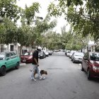 BARRIO ORELLANA CALLE LUIS VERNAZA CON ARBOLES/JIMMY NEGRETE/GUAYAQUIL-ECUADOR