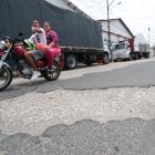 Baches en el sector de la ciudadela Pradera 2 al sur de Guayaquil Agencia (ag-extra)