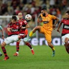 Barcelona y Flamengo buscan un cupo para a final de Libertadores.