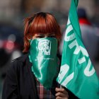 Las adolescentes en Perú reclaman al Gobierno políticas de salud sexual para evitar los embarazos. Paolo Aguilar / EFE