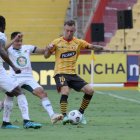 Los canarios van venciendo al Mushuc Runa con goles de Damián Díaz y Carlos Garcés.