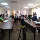 Luego de la sesión de este lunes, los legisladores se movilizaron hasta el centro de privación de libertad Regional.