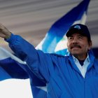 El presidente de Nicaragua, Daniel Ortega, trata de llegar al pueblo con su discurso de “mantener la paz” en los próximos comicios. Esteban Biba / EFE