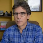 Billy Navarrete contó que los familiares de los reos sufren maltrato con ofrecimientos de información que nunca llegan. Y adelantó que hay quienes aún no tienen noticia de sus parientes dentro.