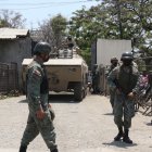 Negligencia. Pese a los controles de los uniformados a la cárcel ingresan desde drogas hasta pasteles.