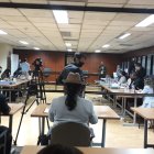 Diligencia. A la sala de audiencias de la Corte acudió una veintena de abogados para defender a Carrión. Entre ellos Rodrigo Collaguazo y Milton Castillo.