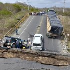 Ha colapsado un puente en el sector Colón-Quimis, en la vía Manta-Jipijapa (Manabí).