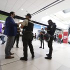 Una persona fue asaltada en el Policentro mientras hacía fila para ingresar a una entidad bancaria.