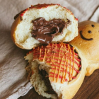 Celebre el Día de los Difuntos con esta deliciosa guagua de pan rellena de Nutella.