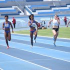 La velocista ecuatoriana Anahí Suárez (193) muestra su solvencia en la prueba de los 100 metros planos, en la que alcanzó la medalla de oro en Guayaquil.