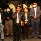 El coordinador de Pachakutik, Marlon Santi, en declaraciones a la prensa en el Palacio de Carondelet.