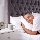 Es clave contar con un horario para dormir y levantarse.