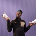 El volante del Manchester United sacó su nueva línea de zapatos veganos.