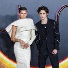 Los actores estadounidenses de la película "Dune" Zendaya (i) y Timothee Chalamet (d), en una fotografía de archivo.