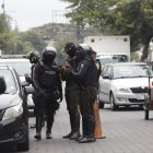 Referencial. La Policía despliega operativos en diferentes puntos de la ciudad, como parte del estado de excepción.