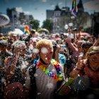 EFE
Fuente:
EFE
Autor:
Juan Ignacio Roncoroni
Temática:
Asuntos sociales » Grupos minoritarios » Homosexualidad
Participantes caminan en la XXX marcha del orgullo gay hoy sábado en Buenos Aires Argentina. Buenos Aires celebra su XXX Marcha del Orgullo LGBTIQ+, que, tras la edición virtual de 2020, vuelve a las calles del centro de la capital argentina con la consigna “Ley Integral Trans ¡Ya!”