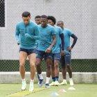 La selección nacional intensificó su trabajo durante los últimos entrenamientos en Quito. Este lunes viaja a Chile para el partido por la fecha 14 de las eliminatorias a Qatar.