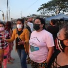 Afuera de la Penitenciaría, familiares de los reos exigen hasta hoy información.