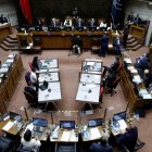 lla sala durante la discusión y posterior votación de la Acusación Constitucional contra el presidente del país, Sebastián Piñera, por su relación con los Papeles de Pandora hoy, en Valparaíso (Chile). El Senado de Chile rechazó  la acusación constitucional que buscaba destituir al presidente de Chile, Sebastián Piñera. EFE