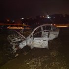La joven fue interceptada por un auto blanco sin placas que luego fue abandonado en la vía Santa Marianita totalmente incinerado.