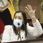 La presidenta de la Asamblea, Guadalupe Llori, presidió la sesión que decidió observar la proforma 2022.