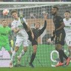 El Augsburgo dio la primera sorpresa del fin de semana al derrotar al campeón vigente, Bayern de Múnich.