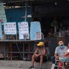 A las afueras del penal de Guayaquil se reclama por los derechos de los reos.