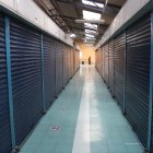 Abandono. El Centro Comercial La Merced luce casi completamente vacío. Allí se busca reubicar a 112 comerciantes.